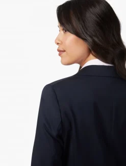 Nomi Blazer