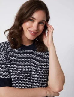 Selene Pullover